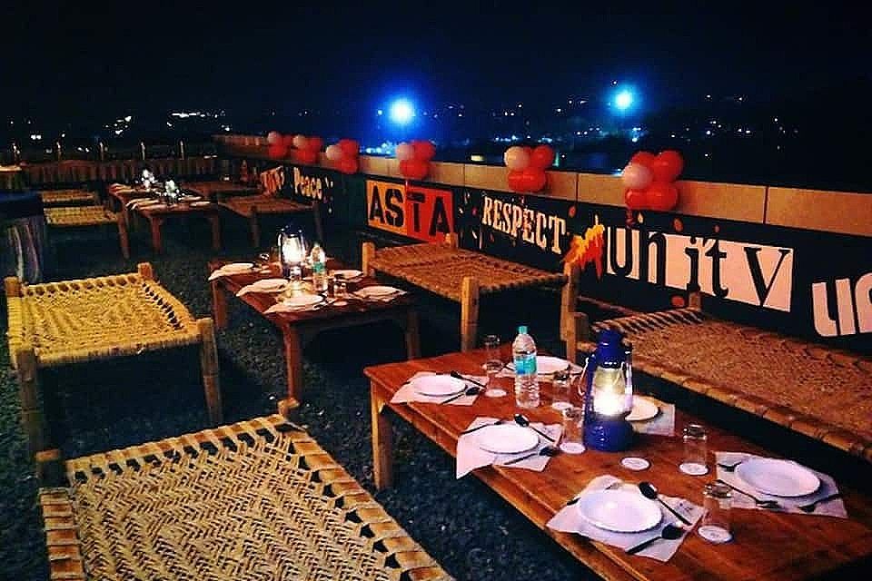 Food & Dining